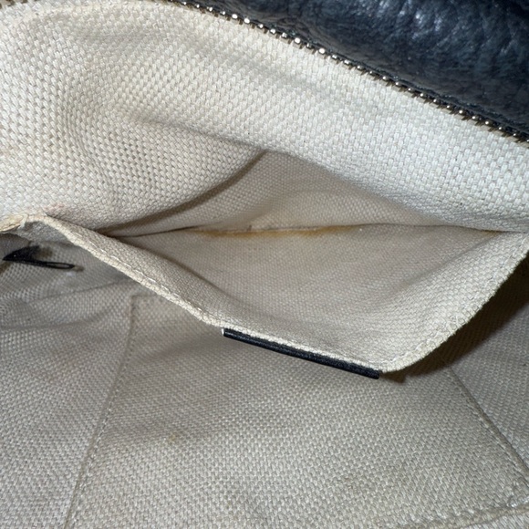 Gucci Bag - Picture 10 of 11